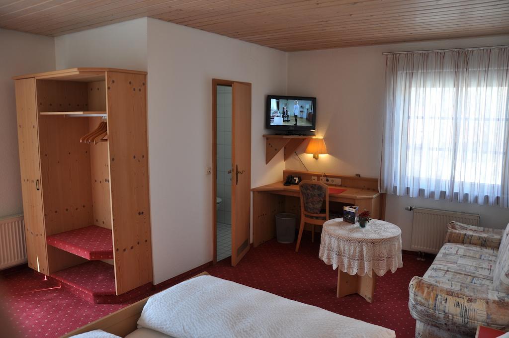 Loewen Hotel & Restaurant Wendlingen am Neckar Kültér fotó